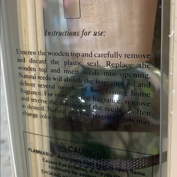 Archipelago Reed Diffuser 2 Pack Pom Citrus - Picture 3 of 3